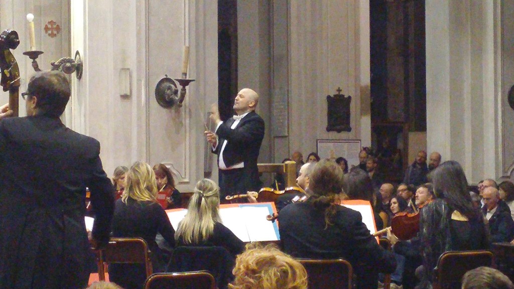 Aldo Bernardi dirige il Requiem di Mozart in San marco a Milano 16Ott2015