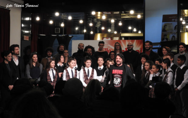 LILLO E I RAGAZZI DELL'ACCADEMIA IL SISTINA SCHOOL OF ROCK